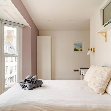Stunning 2 Bed Apartment, Heart Of The Barbican Plymouth Bagian luar foto