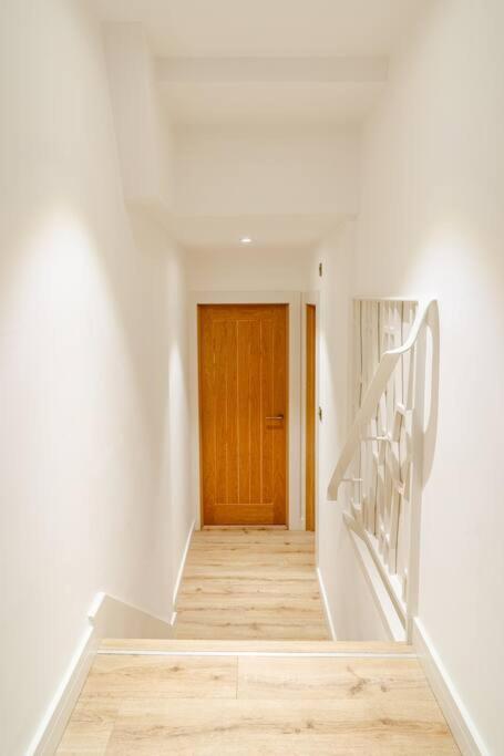 Stunning 2 Bed Apartment, Heart Of The Barbican Plymouth Bagian luar foto