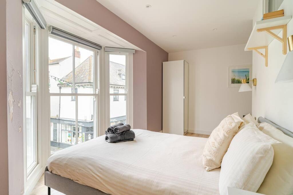 Stunning 2 Bed Apartment, Heart Of The Barbican Plymouth Bagian luar foto