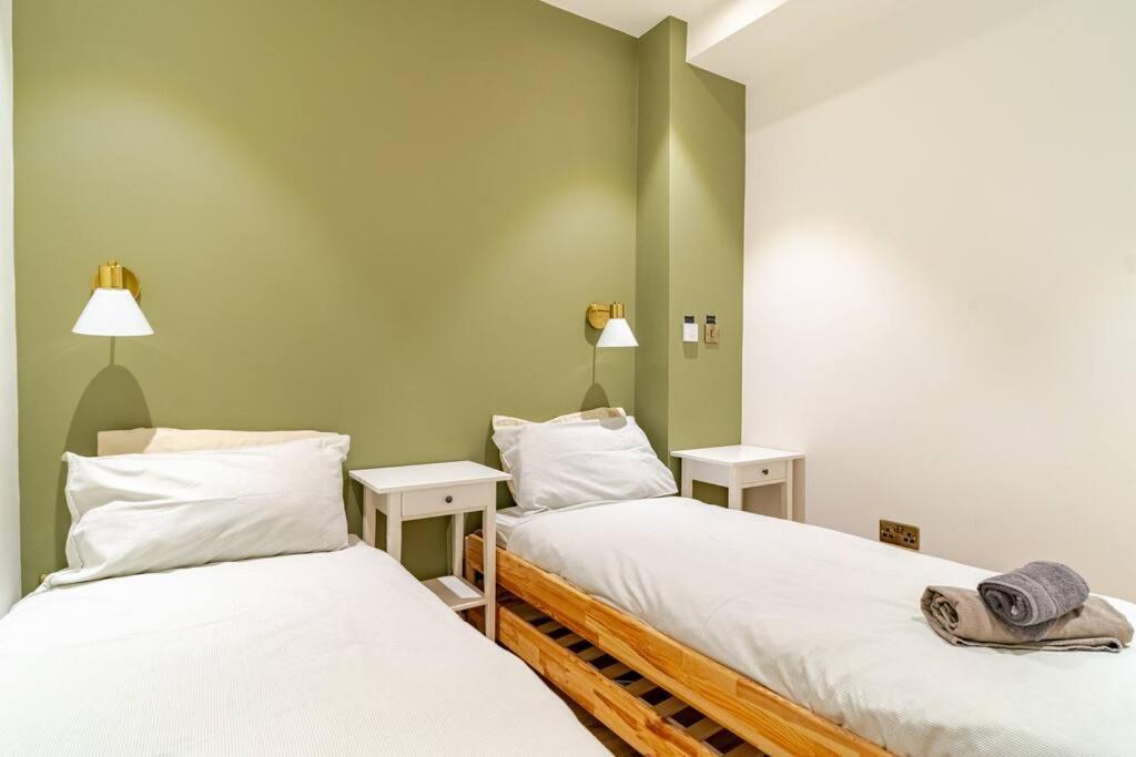 Stunning 2 Bed Apartment, Heart Of The Barbican Plymouth Bagian luar foto